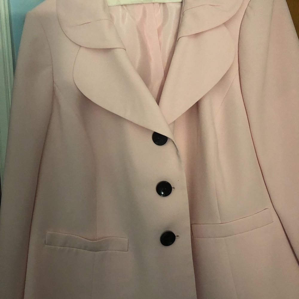 Jones Studio Light Pink Blazer